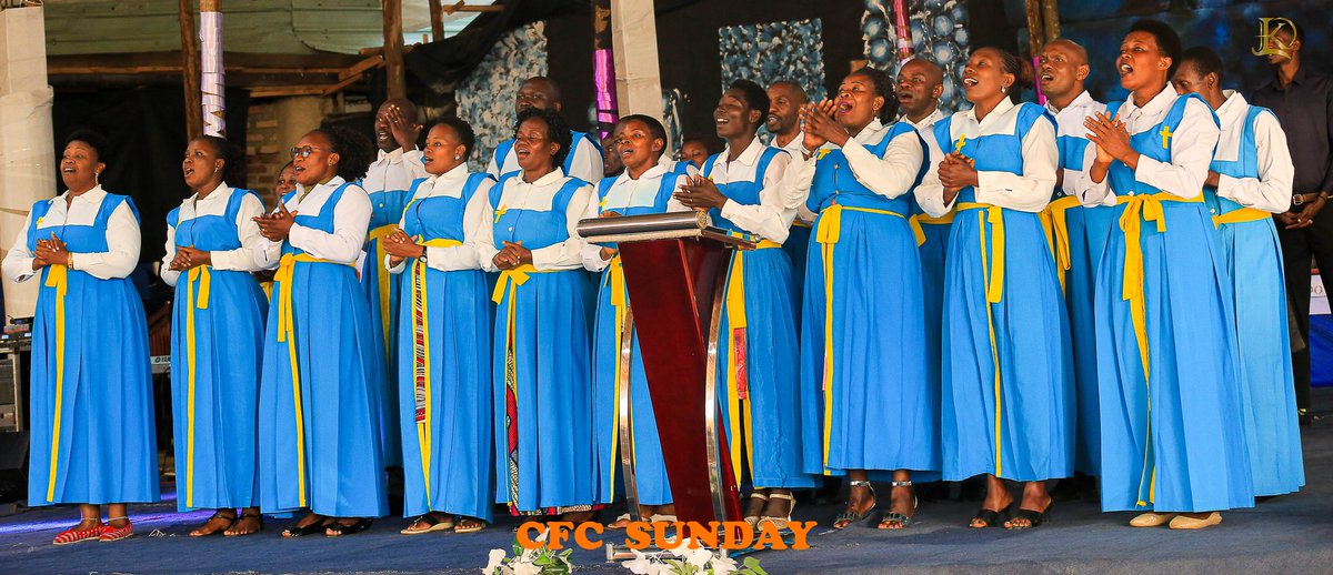 kl_dickson's tweet photo. “He shall cover you with His feathers, And under His wings you shall take refuge; His truth shall be your shield and buckler.” Ps 91:4 

Calvary Cross Choir Ministering 

#SundayService 
#CFCFortPortal 
#DealingWithSelf
#GoodnessAndMercy https://t.co/7dbWMOh9lK