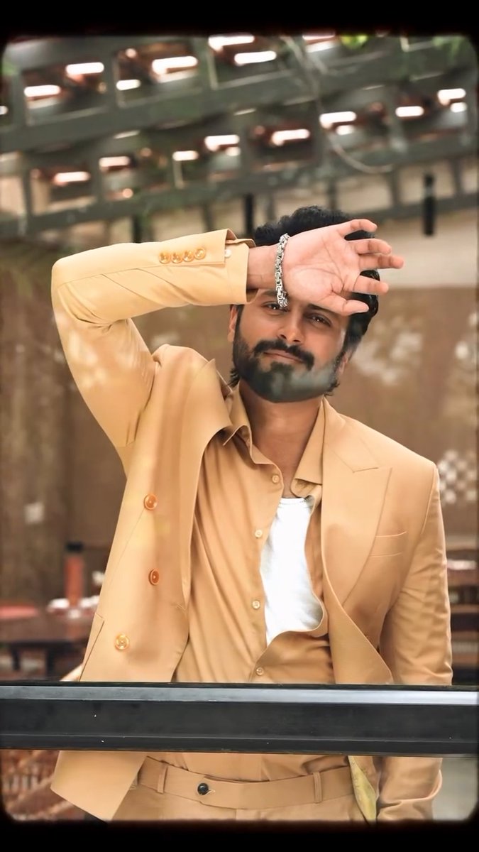 ashwink_world's tweet photo. That subtle smile 😩❤️

@i_amak

#Ashwinkumar https://t.co/GhCnvGPr2X