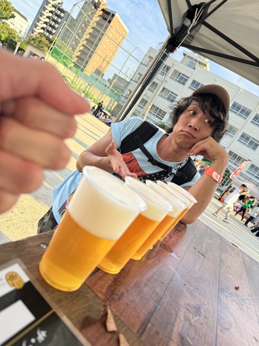 neokick620's tweet photo. じゃんけんビールご馳走様です🍻
タロォ兄さん！うまままいー！
#高槻魂2024 https://t.co/AyYbBdJwR6