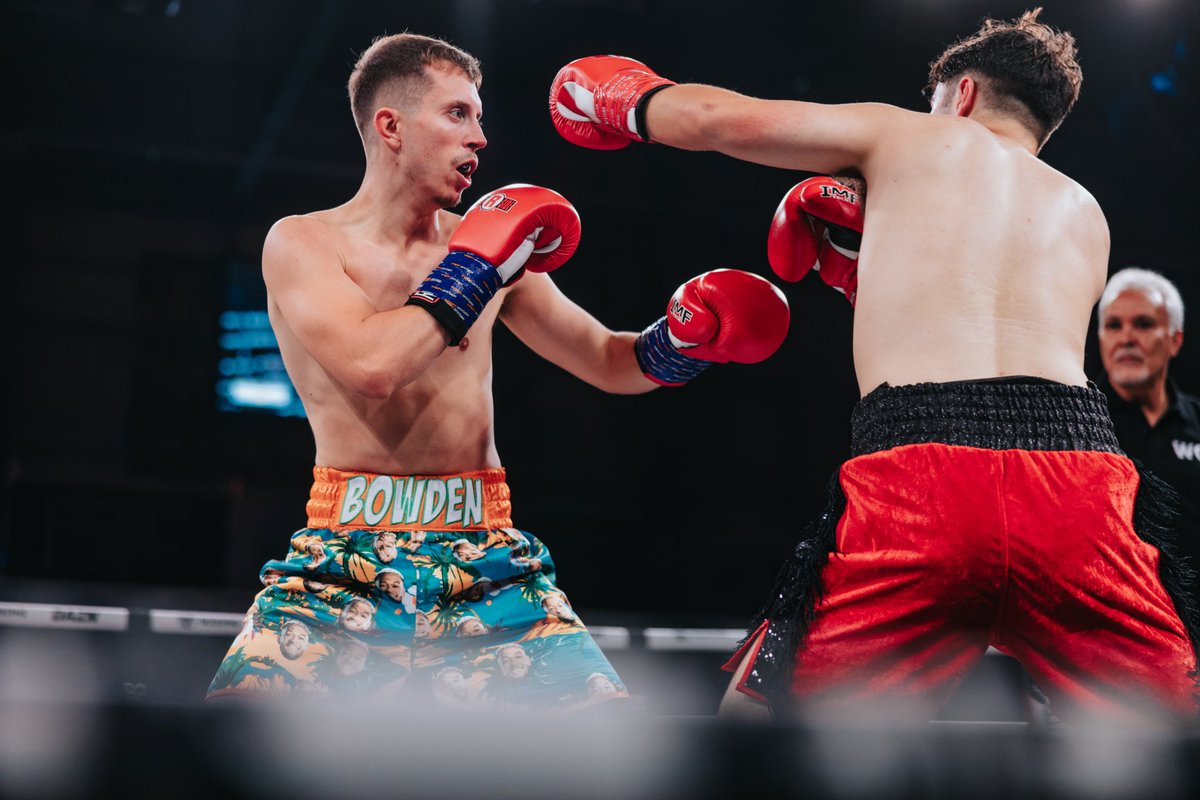 LewisBowden_'s tweet image. The people’s main event. 🫡