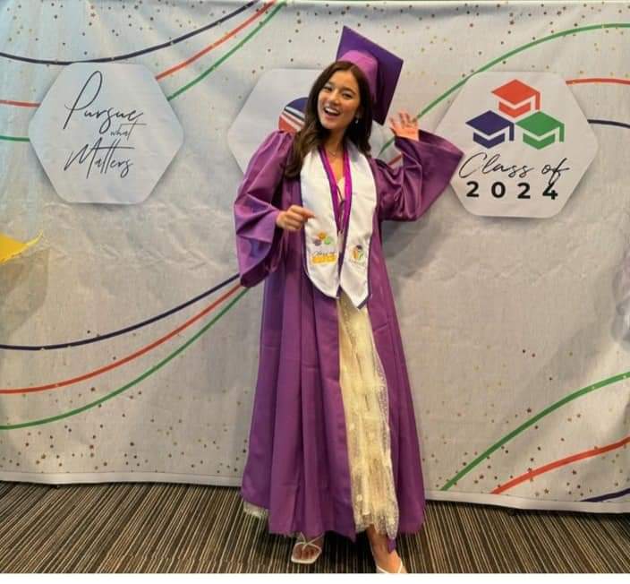 GlitterChannel8's tweet photo. GlitterChannel Belle Mariano Graduates from Senior High: I Finally Made It!

Full Story on Glitter Channel FB Page

BY JAKE EUSEBIO
GLITTER ENTERTAINMENT CHATTER https://t.co/gWJXKqYhSL