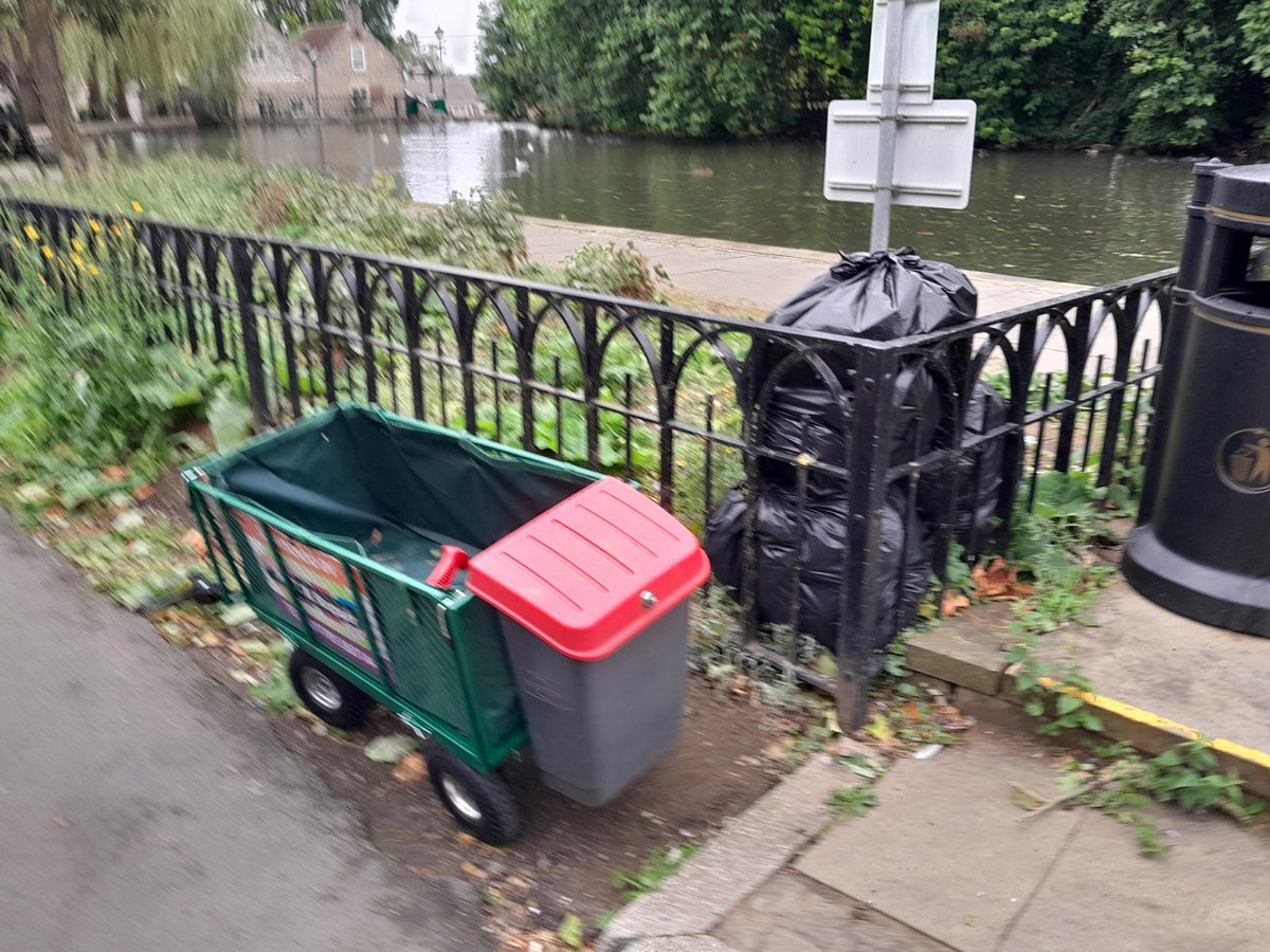 Nigel Cannings (@nigelcannings) on Twitter photo Tickhill Volunteer Litter Picker Cllr @NigelCanningslitter picked Tickhill T/Centre & Dam 15/09/2024 collected 14 bags collection Supported by <a href="/MyDoncaster/">City of Doncaster Council</a>
+ @Castlegatecards & @GreenlightMOT & Repair centre & Tickhill Town Council Tickhill Volunteer Litter Picker Cllr @NigelCanningslitter picked Tickhill T/Centre & Dam 15/09/2024 collected 14 bags collection Supported by <a href="/MyDoncaster/">City of Doncaster Council</a>
+ @Castlegatecards & @GreenlightMOT & Repair centre & Tickhill Town Council