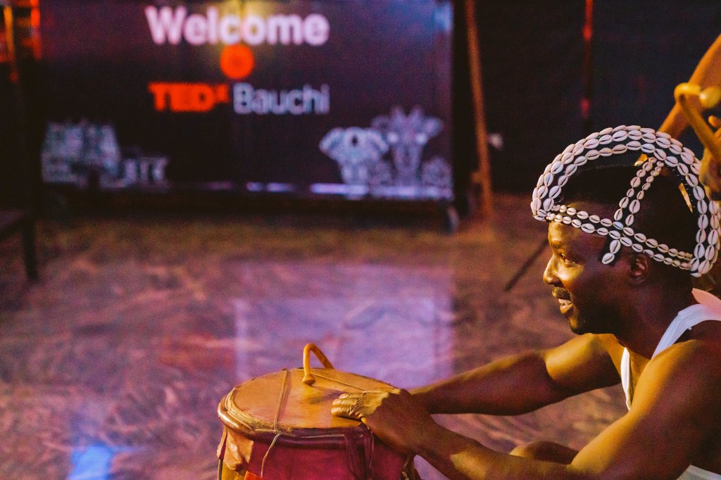 TedxBauchi's tweet photo. As Robin Sharma says :'Small daily improvements over time lead to stunning results.'
Make this week count!
Awesome week Ahead!
Tickets at https://t.co/lNM9b532cn
#Gogeturtickets
#TEDxBauchi
#crushingtheobstacle
#Bauchi
#Nov30th https://t.co/FFFOv0CNQb