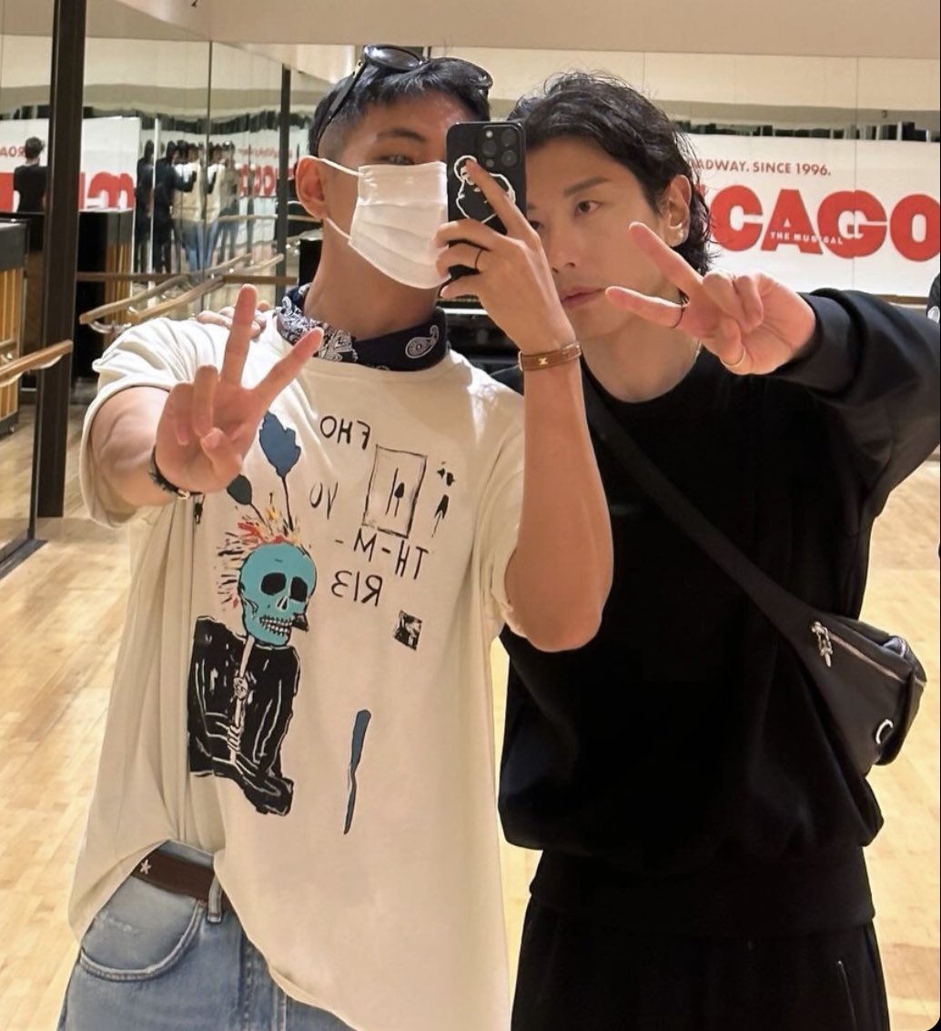 Taehyung IG Story with Park Hyoshin