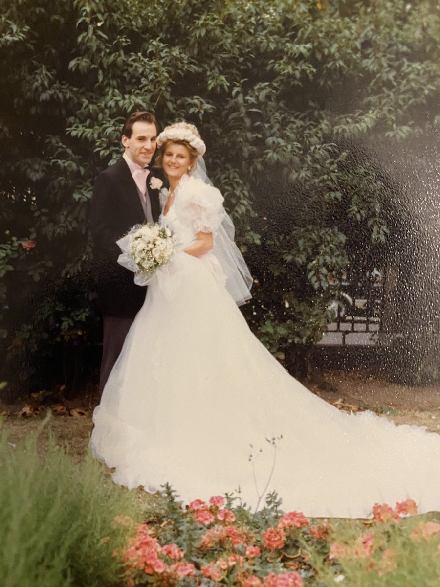 deanbartrip's tweet image. Wishing my darling wife @sallybartrip a happy 34th wedding anniversary. Thanks for everything you do. Love you so much and looking forward to the next year! 👫❤️xx