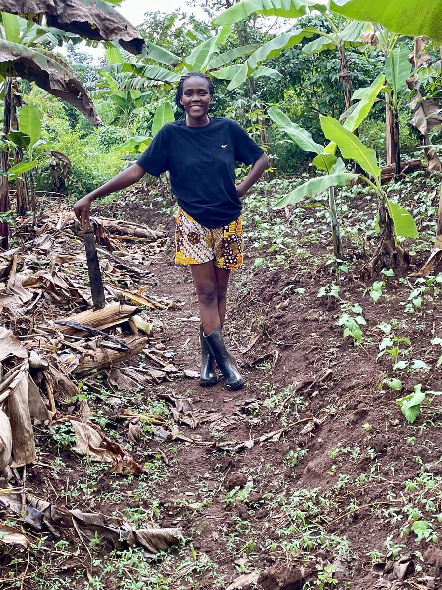 Karakire5's tweet photo. When am not cooking I farm 🥰 https://t.co/EqZ8K0BjaU