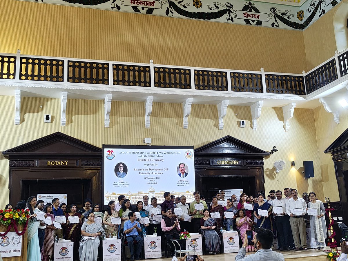 physicslkouniv's tweet photo. Department of Physics walks away with the lion's share in Boost award ceremony of the University of Lucknow. Congratulations to faculty members and research scholars of the department. 
Keep fire burning! @profalokkumar @lkouniv @ippr_lkouniv @dswlkouniv @anandibenpatel https://t.co/6caIBkz1rO