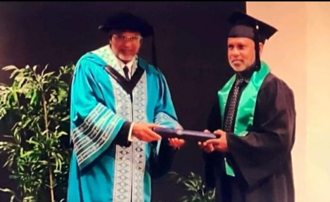 Thrilled to see customs officers with over 25 years of service graduating! proud to have initiated this opportunity, as i believe theire experience combined with academic qualification will enhance theire performance. Congratulations to all the graduates!