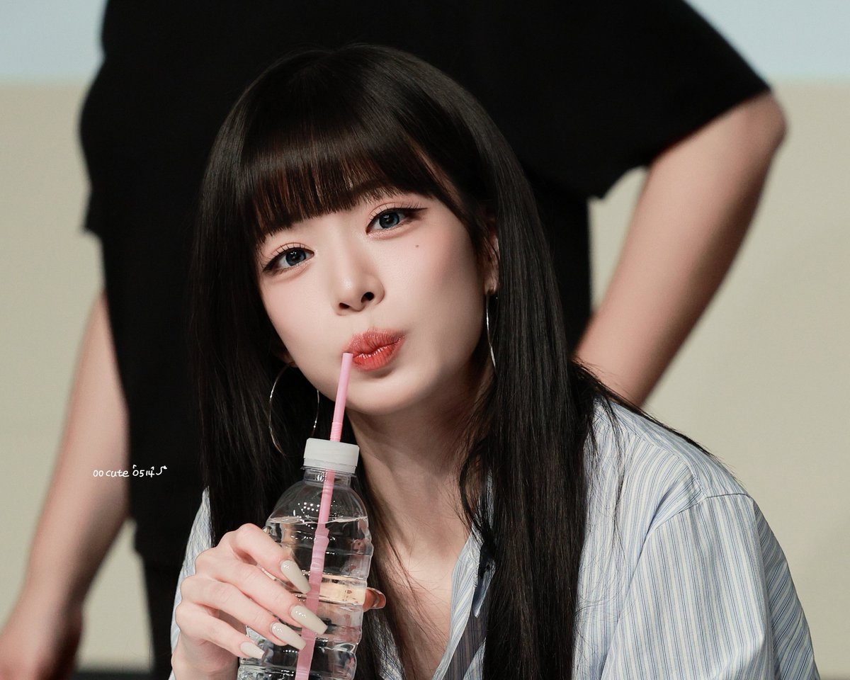 00cute0514's tweet photo. 240913 hq

#fromis_9 #프로미스나인 #chaeyoung #이채영 https://t.co/kc1gXMGgQa