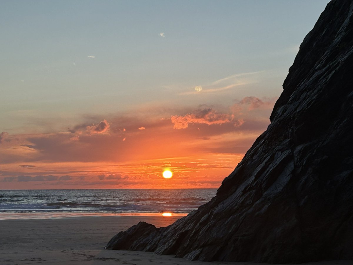 Beautiful sunset at Holywell last night ❤️
@beauty_cornwall