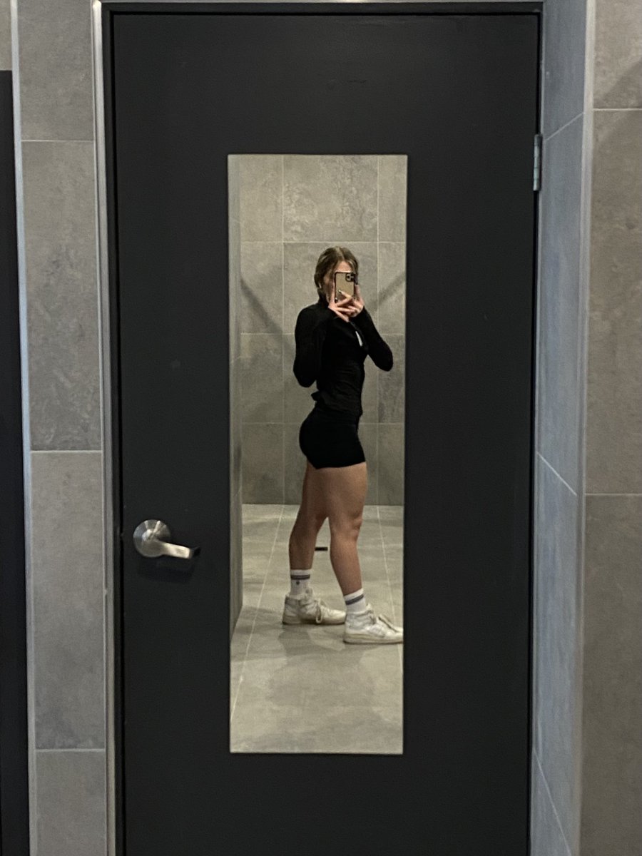 ♡ crys tweet media