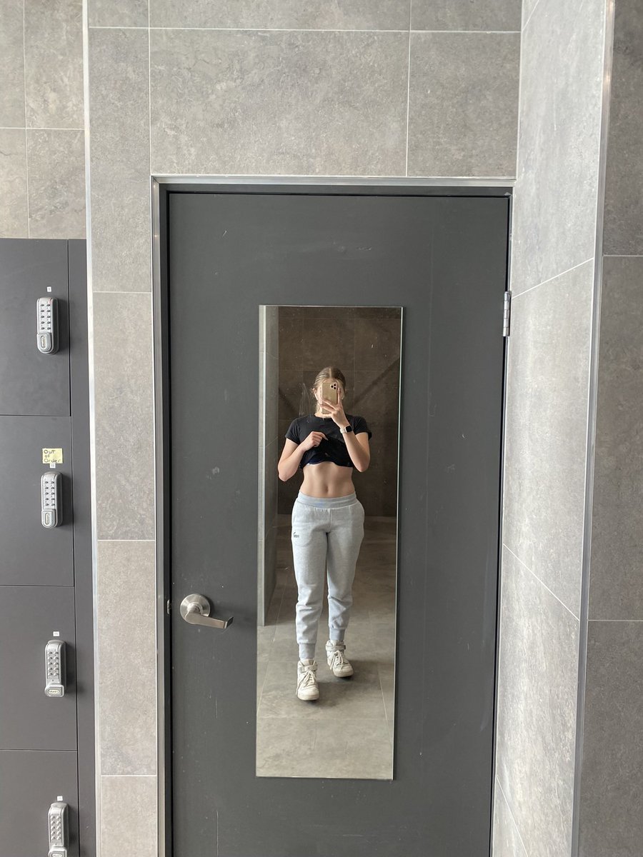 ♡ crys tweet media