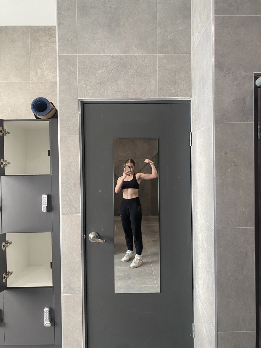 ♡ crys tweet media