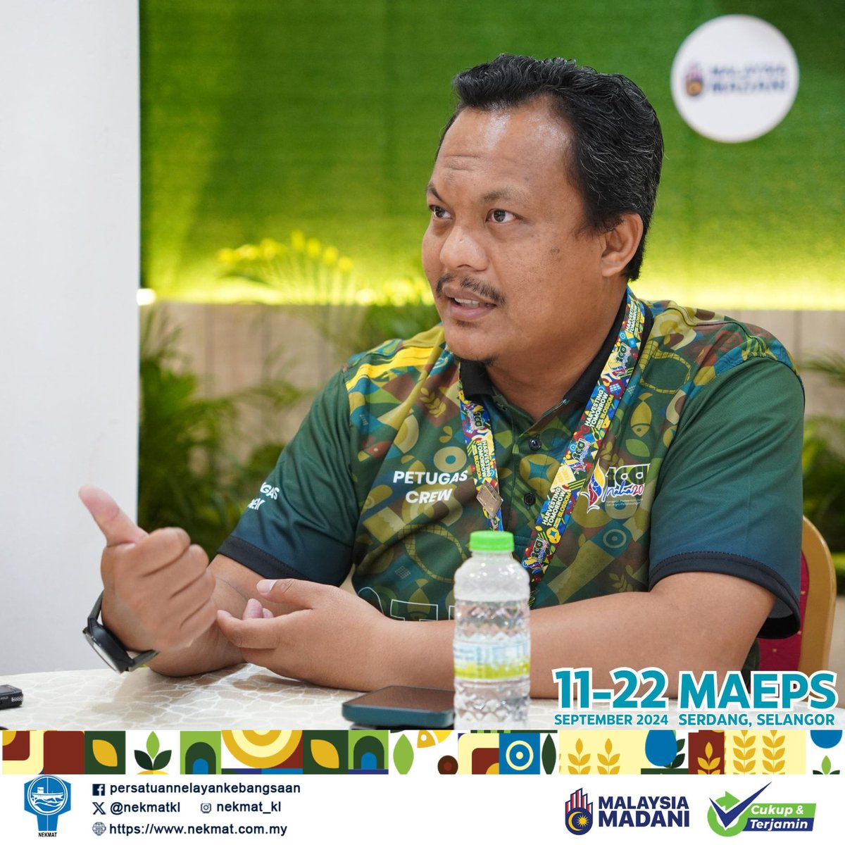 nekmatkl's tweet photo. 15 September 2024 | MAHA 2024

Hari Ke 5 MAHA 2024, Pengurus Besar ditemuramah oleh BERNAMA mengenai Penglibatan NEKMAT di MAHA 2024.

 NEKMAT menyasar untuk menaikkan hasil jualan produk ENNA di bawah persatuan tersebut kepada 20 peratus, pada tahun depan. https://t.co/jCXCehKUng