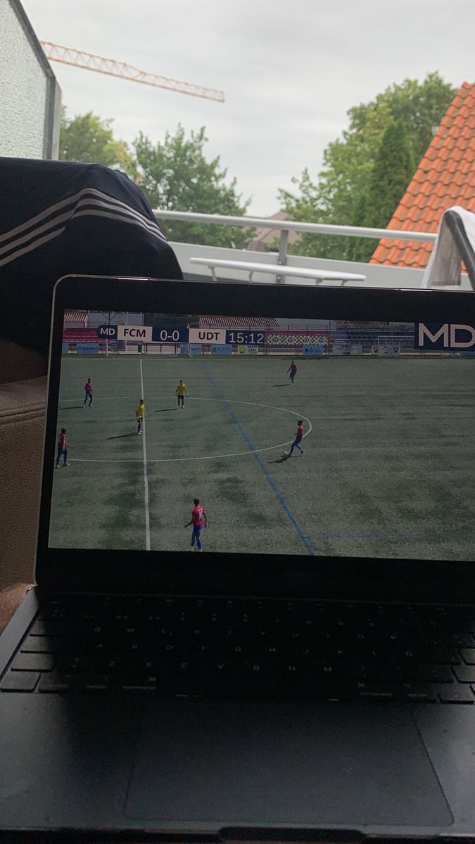 Que bonito es ver a ex-amigos dándole a la bola <a href="/christianjime7/">Christian JR</a> <a href="/Gato__7/">Gato</a> <a href="/JAmaya_24/">Javier Amaya</a> <a href="/clydeessomba/">Clyde Essomba</a> 💙💙💙