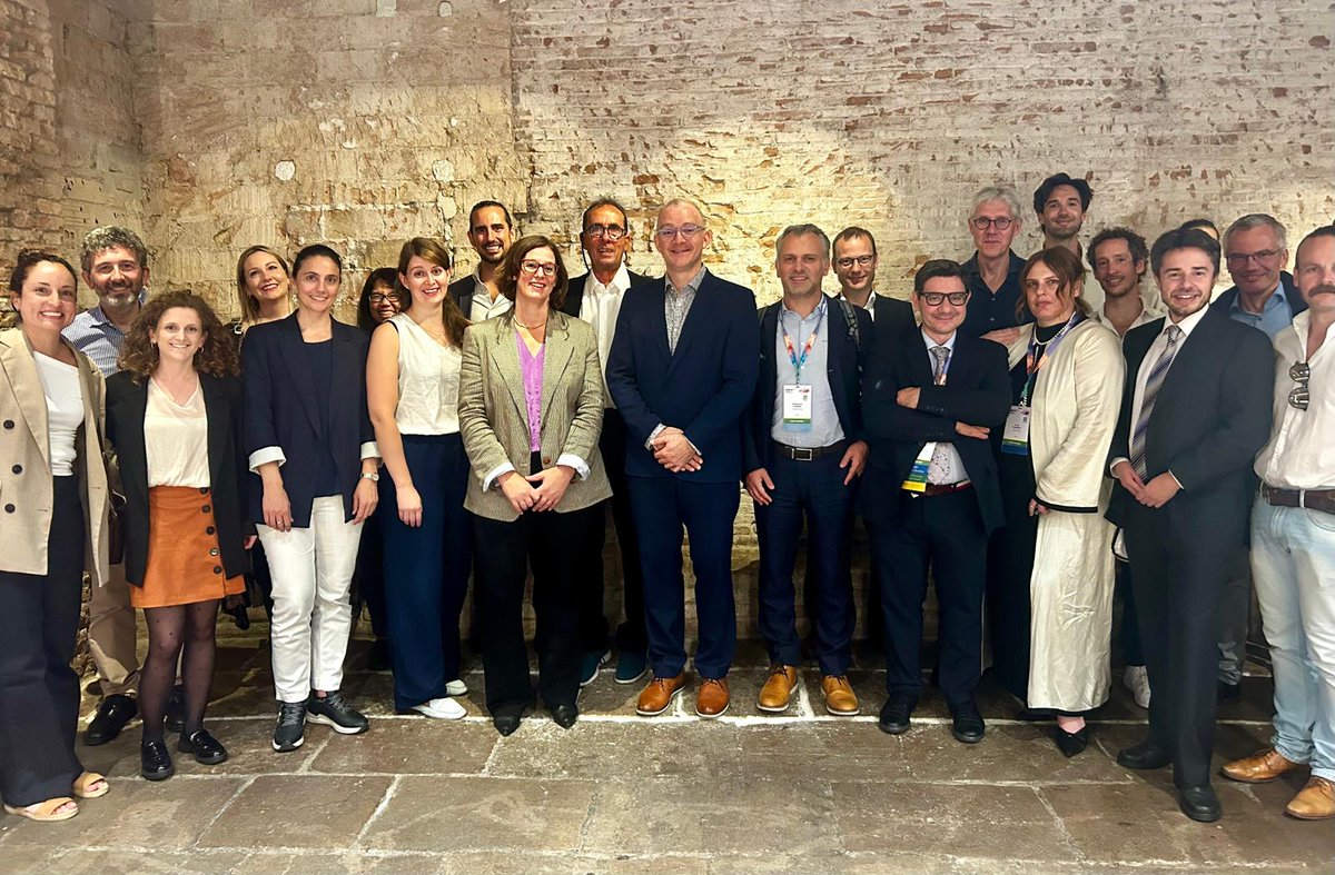 Great turnout at the #CCE Clinical Trials &amp; Translational Research reception in Barcelona! It was wonderful to see the working group come together to connect and network. Many thanks to all attendees ✨

#ESMO24 #ClinicalTrials #CCE_DART #BoBTrial