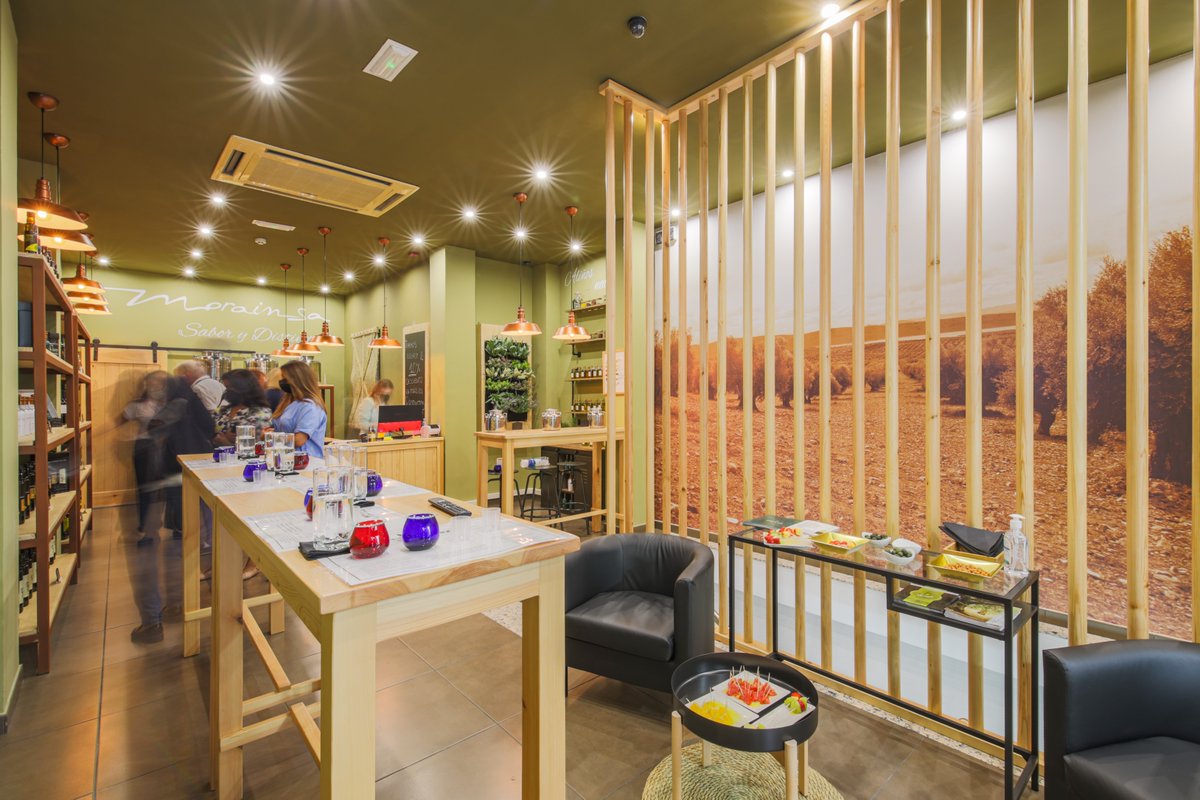 Hoy celebramos nuestro tercer aniversario de nuestra tienda de Madrid🥳

Queremos dar las gracias a todas las personas que nos han visitado durante estos tres años. Gracias por confiar en nosotros y esperamos que podáis seguir disfrutando de nuestros productos mucho tiempo.