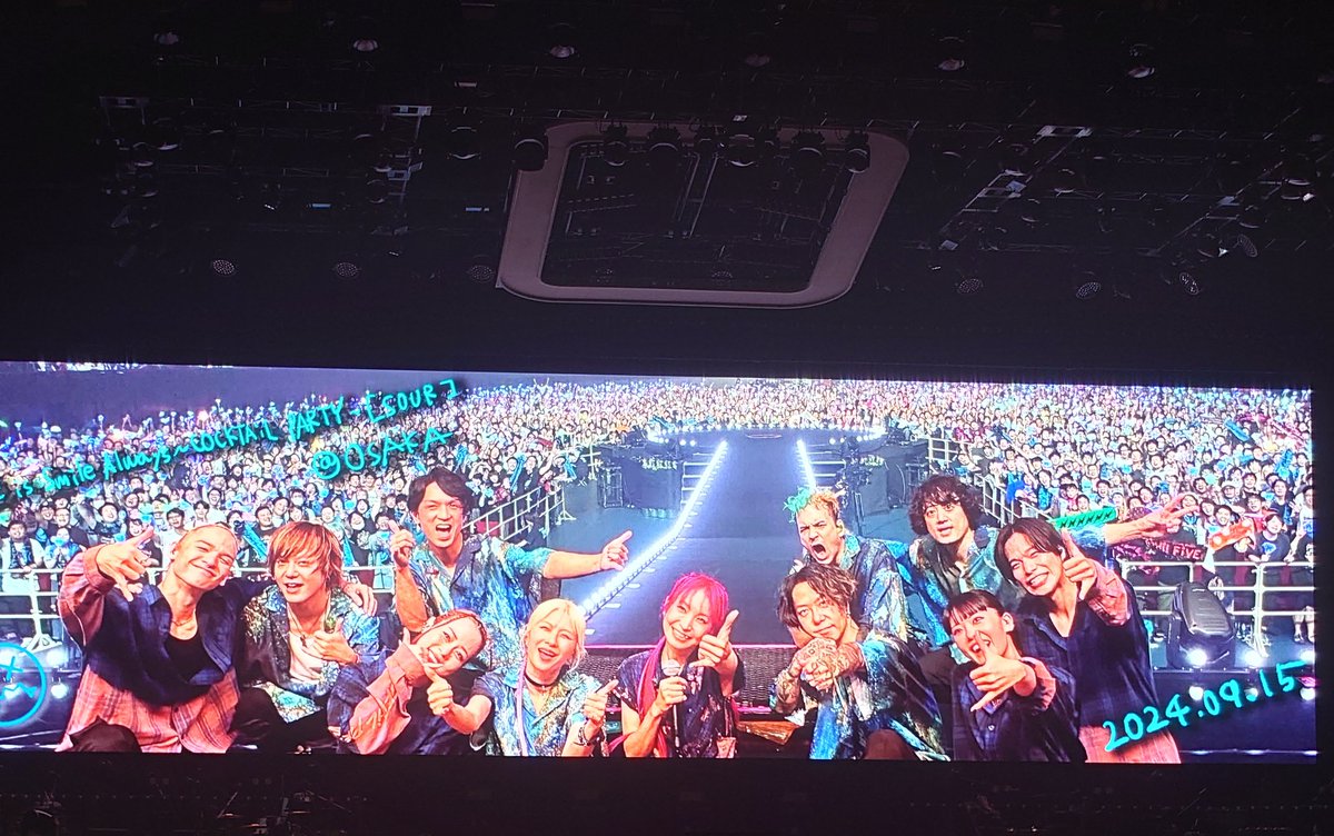LiSA20181014's tweet photo. 大阪城ホール2日目のみ参加でしたが
めちゃくちゃ楽しかったです！！
席はアリーナでしたが少し遠かった
ので、福岡でリベンジですねwww
#LiSA #LiSAカクテルパーティー https://t.co/bEepAty5bg