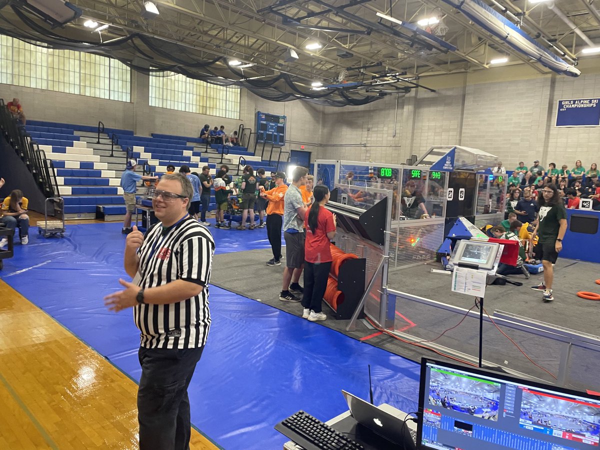shannonchandley's tweet image. Exciting “Mayhem in Merrimack” hosted by MHS Chop Shop 166. Congratulations all around! #FIRSTRobotics