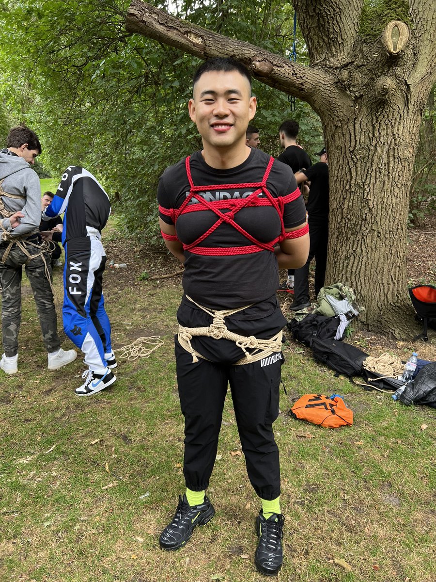 It was a great shibari-picnic again. So happy to see everyone. It felt like a huge family.  See you next time. And hope more people could join us. #shibari #bondage #folsomeurope #tiedup #boundinpublic #fesseln #rigger #seilbondage