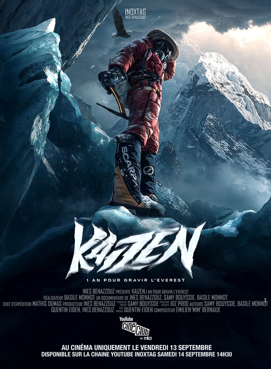 PlanetCineFilms's tweet photo. Maintenant que le docu "Kaizen" de @Inoxtag est sorti et que j'ai adoré, je vais réagir sur les critiques ultra négatives des haineux et des aigris. Car on peut critiquer la forme d'une production mais certaines remarques sont totalement déplacées.

"C'est un caprice de riche".
Bon là part être jaloux, je ne vois pas où est le souci. Un caprice c'est quand tu t'achètes une voiture de luxe, des villas, que tu te la joues diva à flamber partout. Là on parle quand même d'une expédition qui demande des mois de préparation et où tu côtoies la mort régulièrement. Ce n'est pas un simple délire. De plus, Inoxtag a bossé pour avoir autant d'argent pour se financer cette expédition certe couteuse. Il faut arrêter avec cette haine des riches juste par jalousie car certains pourraient gagner autant ils en profiteraient pleinement aussi.

"C'est une activité polluante".
Et bien justement ce sujet est abordé à plusieurs reprises dans le documentaire. Que ce soit sur le respect de la montagne, sur l'incivilité des gens, sur un tourisme de masse sans aucune préparation pour la plupart, sur les déchets abandonnés...

"C'est de l'exploitation des sherpas".
Eh surprise, c'est également traité ! Et pas qu'un peu. Déjà via le fait que c'est une misère sur place et que les sherpas profitent de cette activité pour aider à subvenir aux besoins de leur famille. On y voit aussi les sacrifices corporels que certains endurent pour justement avoir de l'argent pour mieux vivre. Inoxtag ne va pas les voir comme des "porteurs de bagages" mais il sympathise avec eux, il les voit comme des amis et il va même aider l'un d'eux à réaliser son rêve en allant sur l'Everest. Inoxtag ne cessera de les remercier, de dire qu'il est là aussi grâce à eux et il ne les a jamais mis de côté.

"Il dit aux gens de se déconnecter alors qu'il ne fait que ça".
Il le reconnait lui-même qu'il est trop accro au monde virtuel, qu'il faut lâcher les téléphones et les ordinateurs pour profiter du monde extérieur. Il se remet en question sur cette pratique.

"Il a juste de la chance".
Là aussi, il le reconnait. Il en est même humble car il se rend compte que certains se lèvent tôt pour trimer fortement et que lui a un autre cadre de vie. Là encore il ne prend pas la grosse tête et garde bien les pieds sur Terre, se voyant vraiment comme privilégié grâce à son travail et ses passions.

"Il va trop faire rêver les gosses".
C'est justement aussi l'objet du documentaire. Il met en avant le besoin de se lancer dans des projets, de se battre pour eux, de se surpasser, d'être meilleur que la veille, d'aller de l'avant. C'est un message inspirant car non tout le monde n'ira pas sur l'Everest mais c'est un objectif personnel, chacun a son objectif. Cela pourrait motiver les plus jeunes (et même tout le monde) à tout faire pour réaliser ses rêves.

"C'est juste un vlog à gros budget qui n'a pas sa place au cinéma".
Si tous les vlogs pouvaient être de cette qualité là, ce serait vraiment excellent. Alors si le fait de filmer son parcours et d'avoir des interviews face caméra fait "vlog", c'est que les gens ne regardent pas beaucoup de documentaires car pour avoir vu beaucoup de docus de National Geographic, c'est exactement le même procédé.

Alors à tous les aigris, bougez vous un peu pour réaliser vos rêves plutôt que de descendre ceux des autres qui se sont battus pour réussir.