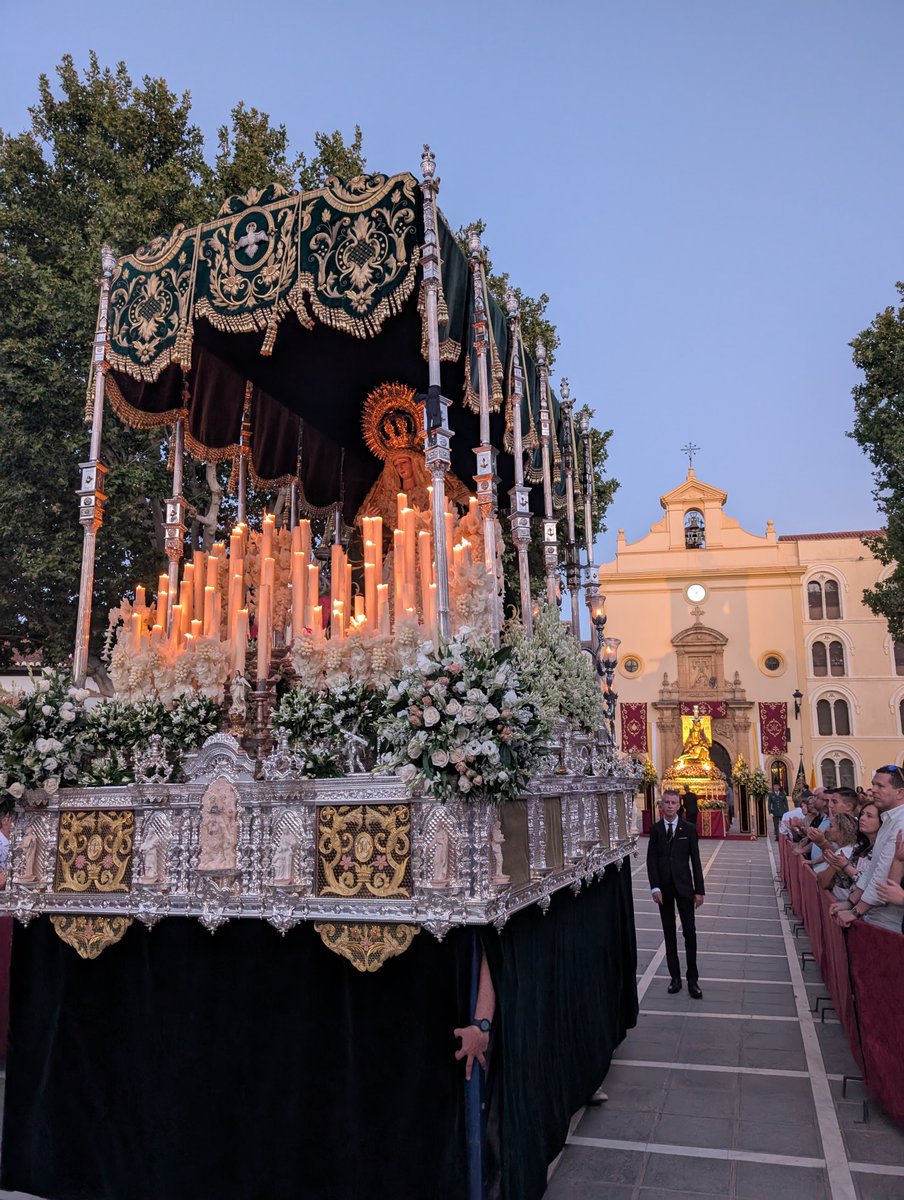 Sabor mariano en la Magna de #Guadix escofrade.es/2024/09/sabor-…