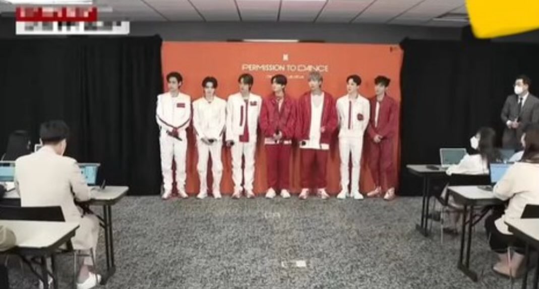 euphoria_pie's tweet image. 아미들은 알거야 나는 진짜 이때만 생각하면 가슴이 박박 찢어져