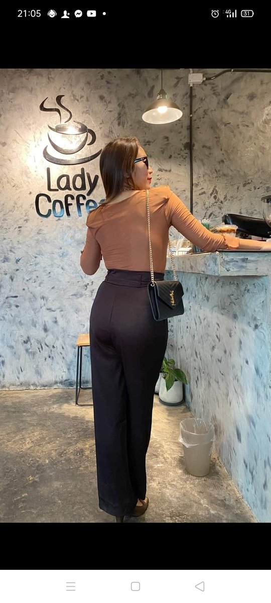 สาวรุ่นใหญ่