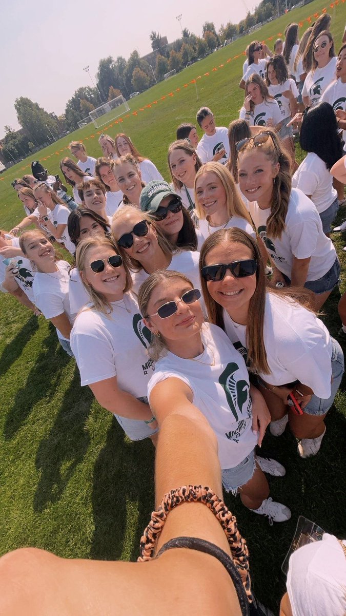 Lily Flader tweet media