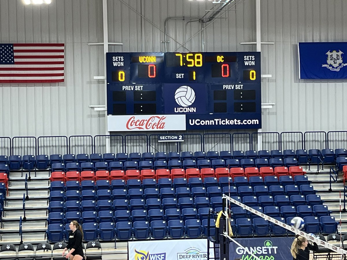 JoeDSports's tweet photo. FINAL DAY OF THE DOG POUND CHALLENGE. @UConnVBall takes on @DartmouthVBall , both 2-0 this weekend. Join @RandyBrochu and me at 1 on #UConnPlus https://t.co/WjPEKfeEBa