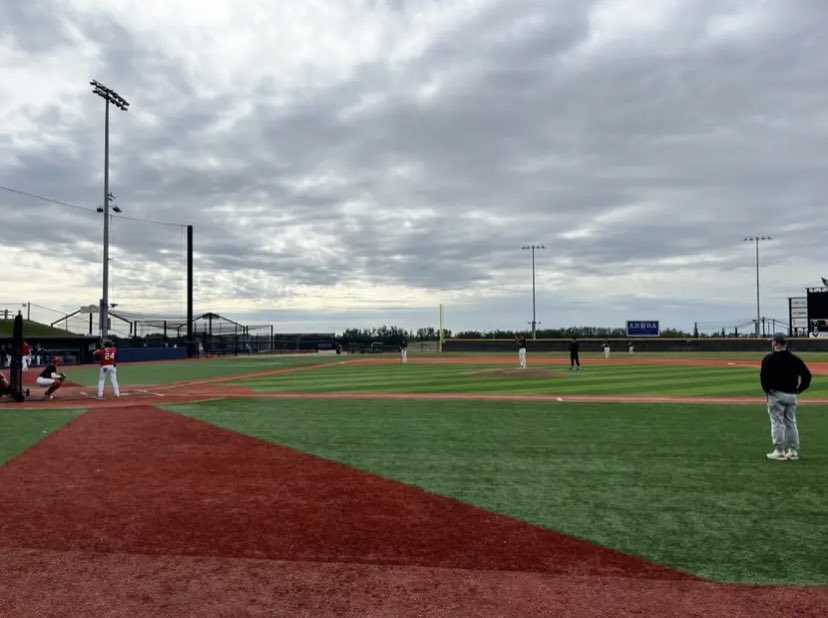 Renegades split a DH of good baseball with St. Joe’s Academy, winning 6-5 and losing 5-2 

- Parsons 2.2 IP 0 runs 5 K
- Paquette 3 IP 1 R
- Young 3 IP 1 R 1 BB 5 K
- Buchko 1 IP 3 K
- Tetreault, Perez, Leblanc, Shulha, Morgan, Lapaschuk with multi-hit days 

#AHPBall