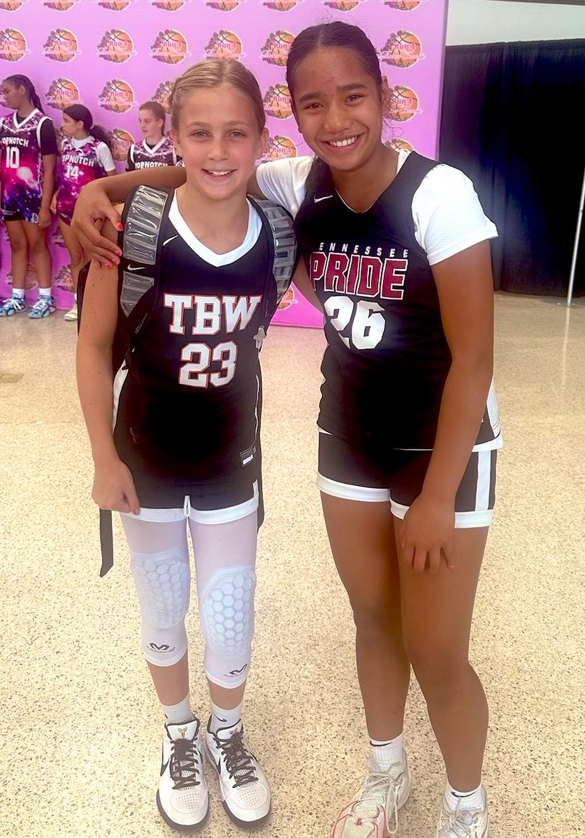 JWadeBoggs's tweet photo. I got a chance to see some @lamsgbb 2030s in action yesterday

@harperhoops23 and @margaretW2030 were HOOPING! I love seeing their growth! 

These young ladies keep God 1st, they get buckets, and they’re working on locking up on defense. 

@LAmustangGBB @TBWexposure https://t.co/5Nc0udXU25