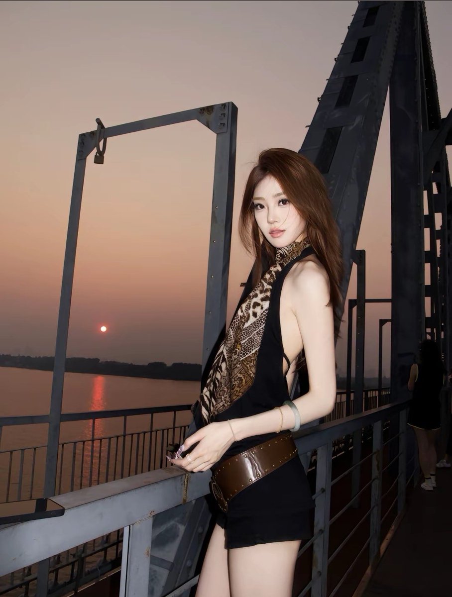 bdjiataisi's tweet photo. 一人夸一句，抽一个夸的好的送网调
#厦门女s #网调 #红绿灯 #控制射精 #辱骂 https://t.co/8FyAetnYpw