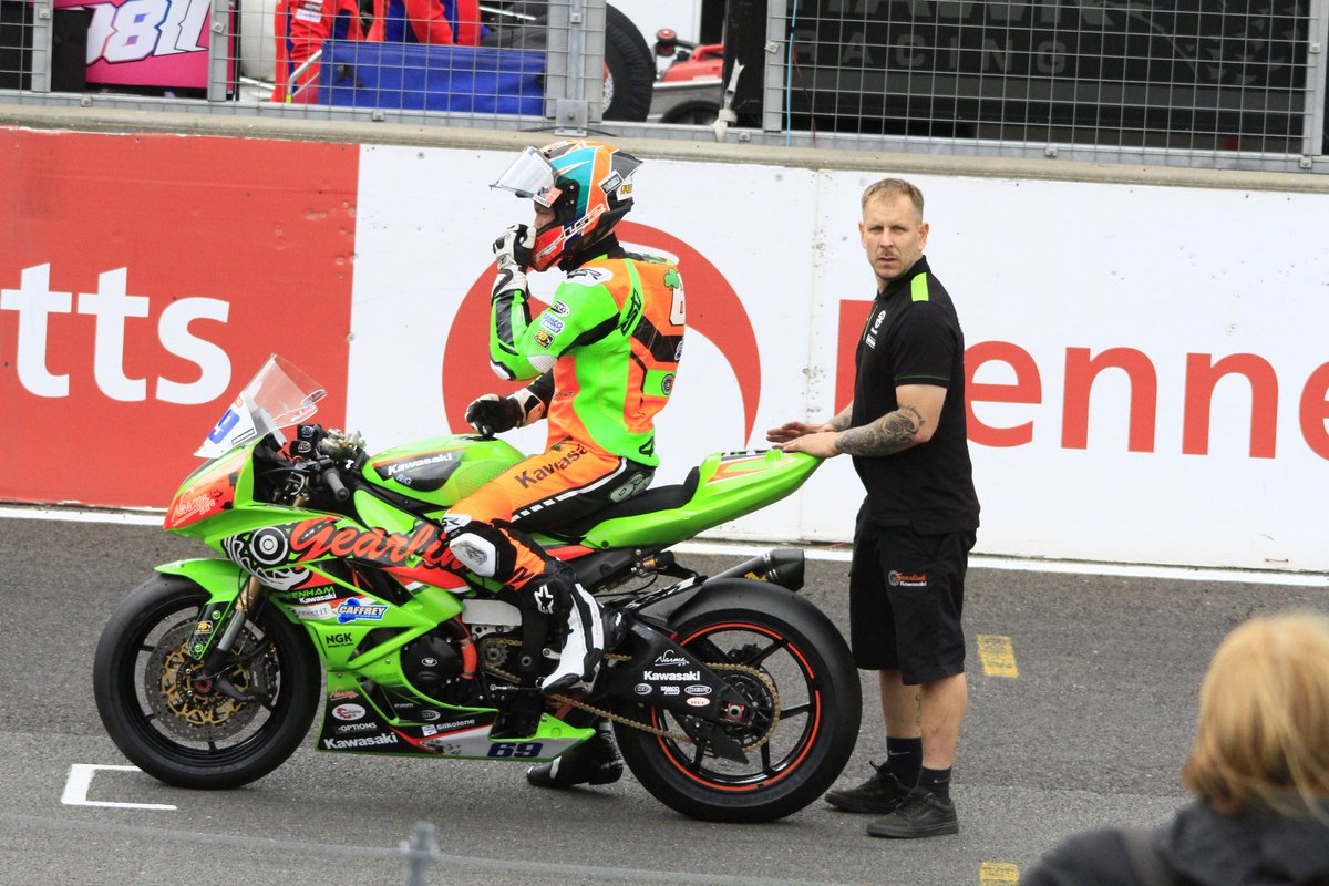 Emotional times ..
<a href="/GearlinkKawasak/">Gearlink Kawasaki</a> 
👊👊✊✊✊✊🏁🏆
#NormaAndMichaelandgang