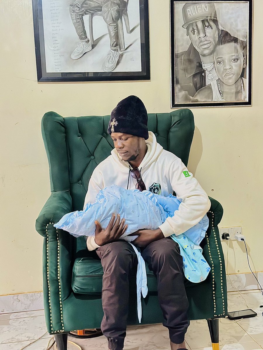 AlienSkinUg's tweet image. Happy Born Day Baby Son ,Mulwana Patrick Junior,Welcome to Earth!