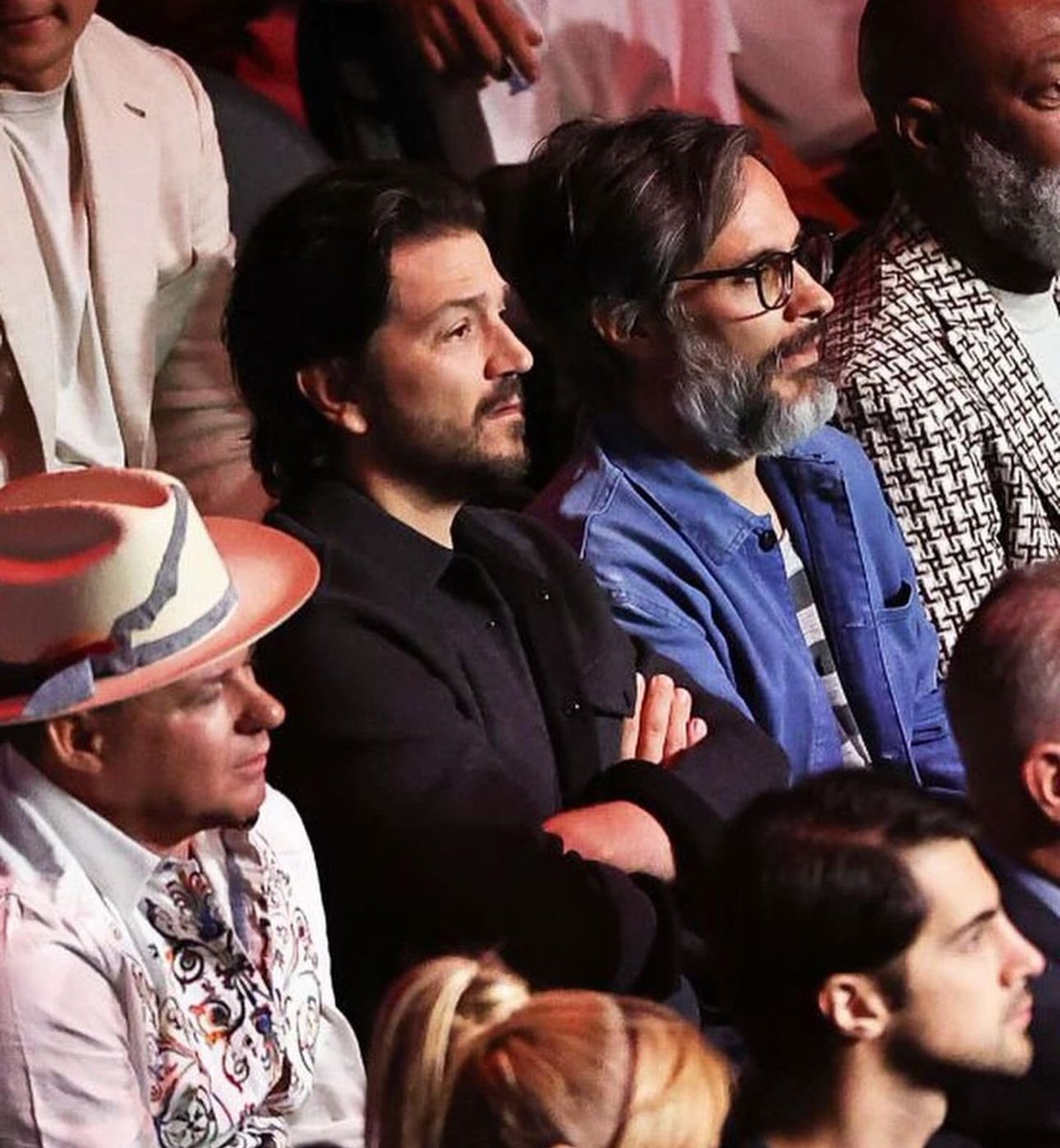 emilia_junkie 🤷🏻‍♀️👋🏻 tweet media