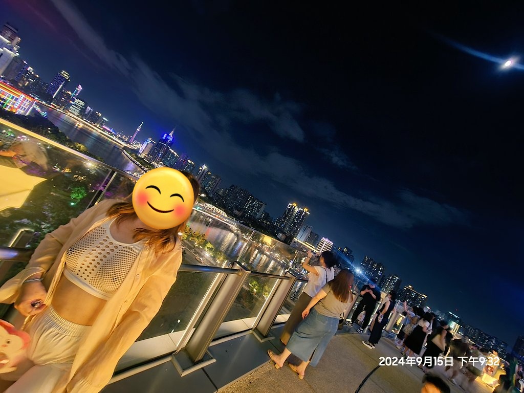 一个好多人的观景台 https://t.co/txzgQ9wxYX