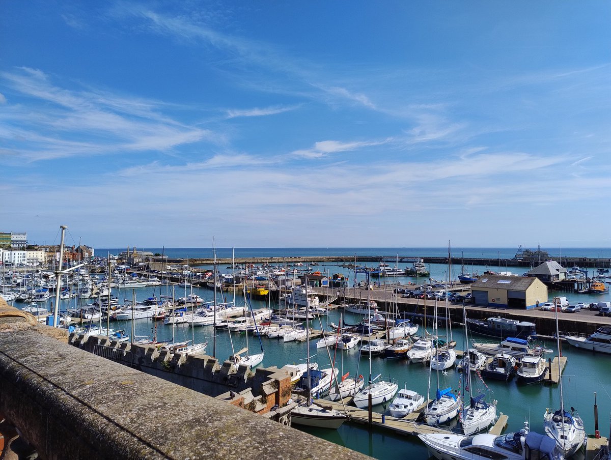 No_Expert's tweet image. Another gorgeous late Summer day in #Ramsgate