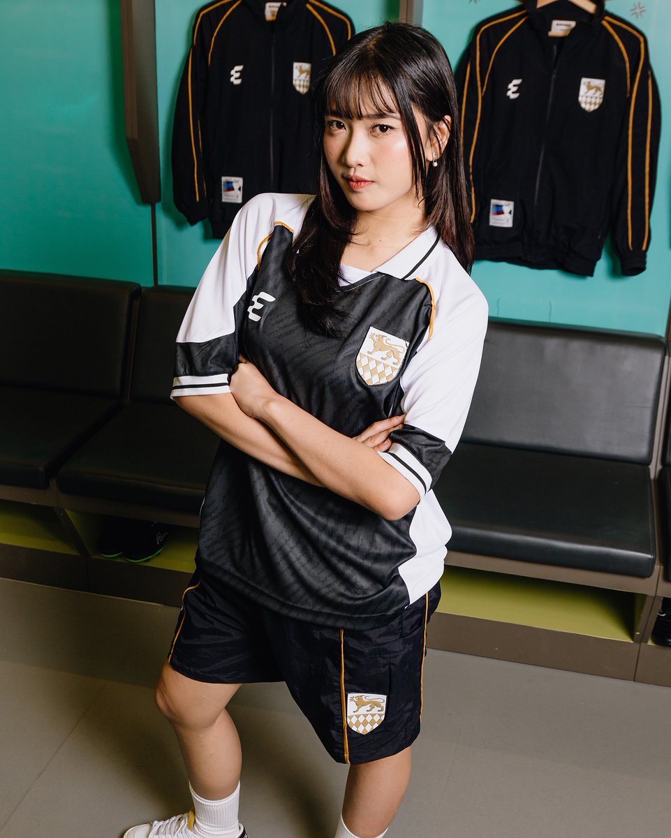 onielity_ofc's tweet photo. Thunder Lynx 😼
Kuat, jeli, dan berani, Tim yang cepat dan juga cekatan dałam menghadapi permasalahan!
@C_OnielJKT48 @erigostore
https://t.co/qLO8J3gyKq
#ThePathToVictory https://t.co/wEyjF9q2jw