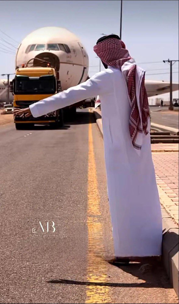 bb88_____'s tweet photo. #طياراتنا_فين_وصلت

تفووززز الصراحه جمييله ومُعبره https://t.co/rnimhkOtku