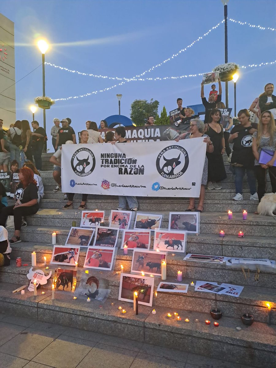 Seguimos con otra tradicion nuestra Velada. Aunque Fuenlabrada sea taurina hay cada vez + gente concienciada en q esto se debe d acabar. 
Seguiremos unidos, visibilizando cada vez más y gritando bien fuerte por y para ellos que la TORTURA NO ES CULTURA HASTA LA ABOLICIÓN 🖤🐮🕯️