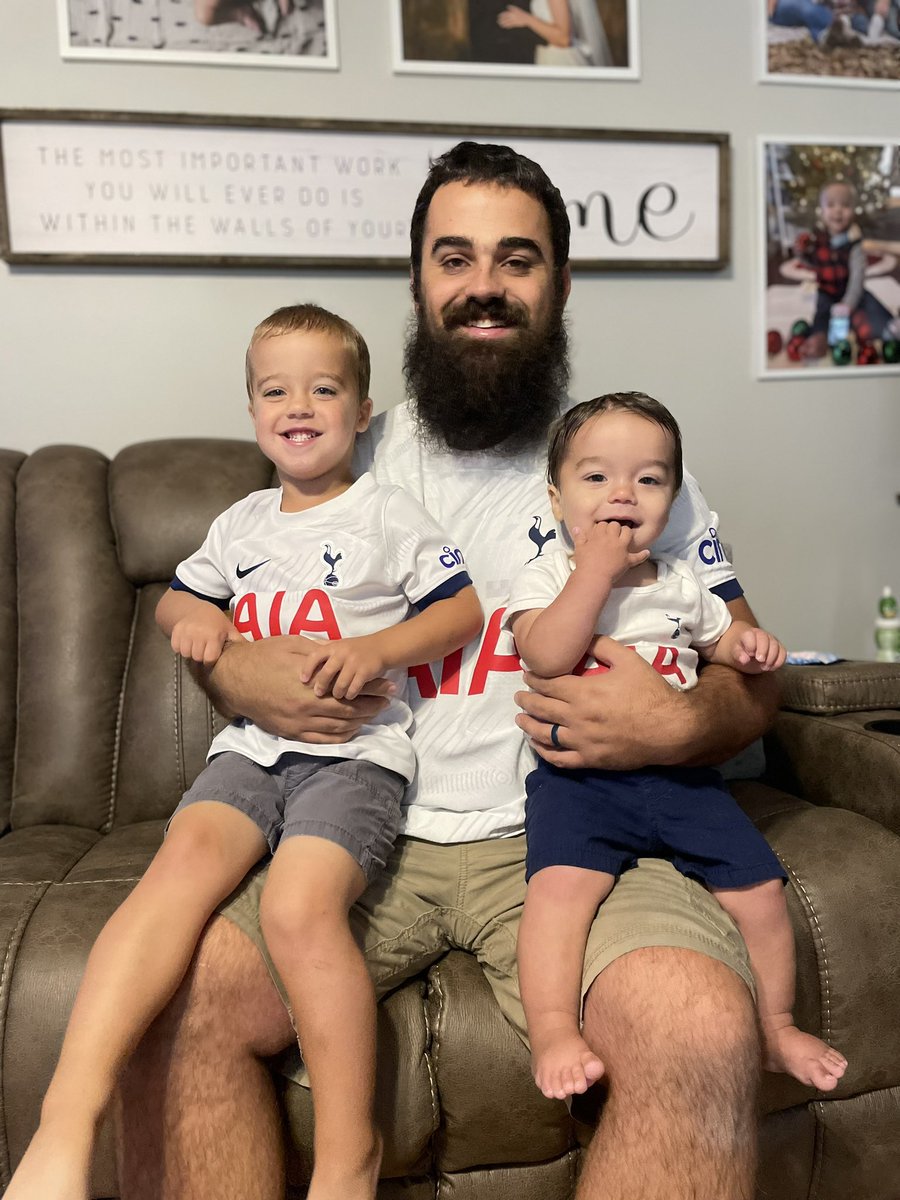 Lindsay Tippett Lang (@tipp10) on Twitter photo COYS! The boys are ready for the North London Derby today! <a href="/ThePremUSA/">premierleagueUSA</a> <a href="/premierleague/">Premier League</a> <a href="/SpursOfficial/">Tottenham Hotspur</a> #MyPLmorning #COYS COYS! The boys are ready for the North London Derby today! <a href="/ThePremUSA/">premierleagueUSA</a> <a href="/premierleague/">Premier League</a> <a href="/SpursOfficial/">Tottenham Hotspur</a> #MyPLmorning #COYS