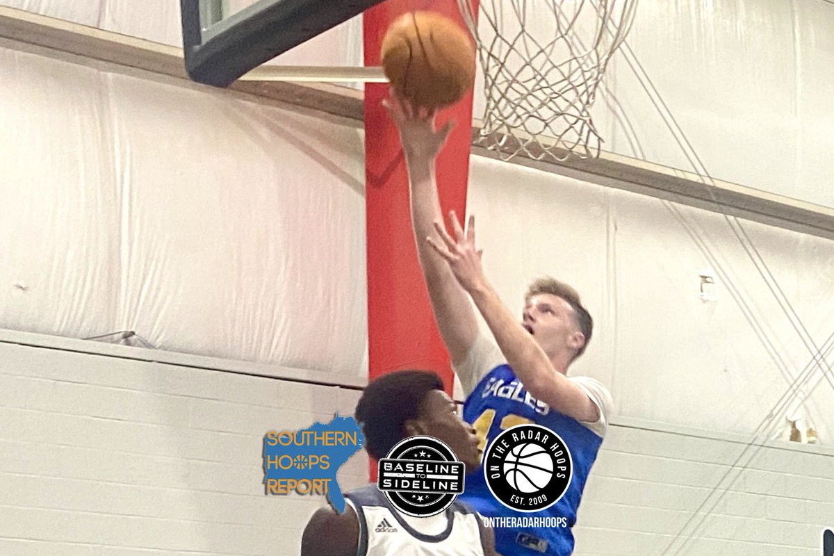 BTS_Report's tweet photo. ‘25 Alex Young is in a new uniform and fitting in just well. The Eagles have soared high early this morning. Young has nailed a few jumpers with a high level of confidence. #FallOTRHoops https://t.co/qqnYoFdsHB