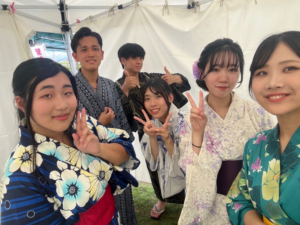 Remain_vox's tweet photo. 🪄⌒✩.*˚｡．🪄⌒✩.*˚｡．🪄⌒✩.*˚｡.

︎︎

【出演報告】

水都音楽祭アカペラストリートに出演しました👘 
たくさんの方々に聞いていただけて嬉しかったです🥹新曲もとっても楽しい！🤍
ありがとうございました✨

#VoxChord #Remain 

︎︎

🪄⌒✩.*˚｡．🪄⌒✩.*˚｡．🪄⌒✩.*˚｡. https://t.co/wUEUJOSKLC