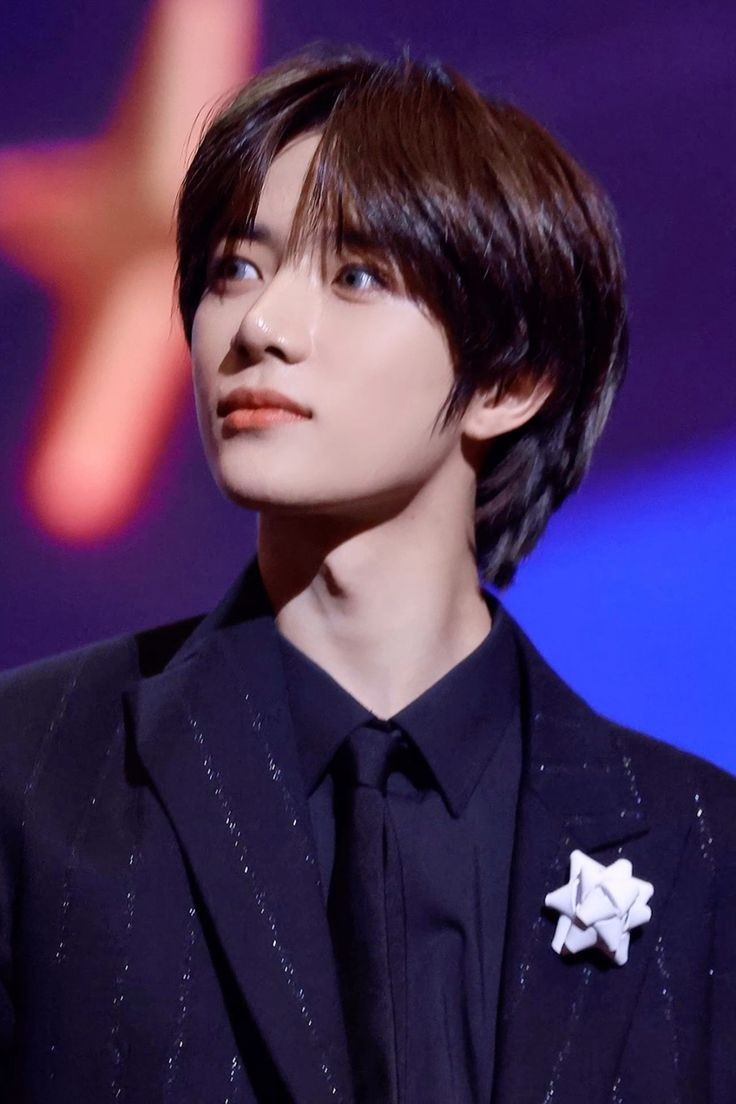FromRadiants's tweet photo. @Sulinghoon —ke partner dhika, ada Eden dan Nana, yang turut membantu jalannya FSS selama satu bulan ini. Tanpa mereka juga dhika pun gak bisa apa apa. Makasih banyak ya, Den, Na." Ia menatap kedua temannya sambil terkekeh pelan mengingat memori selama satu bulan ini. https://t.co/BYkbmtG2sq