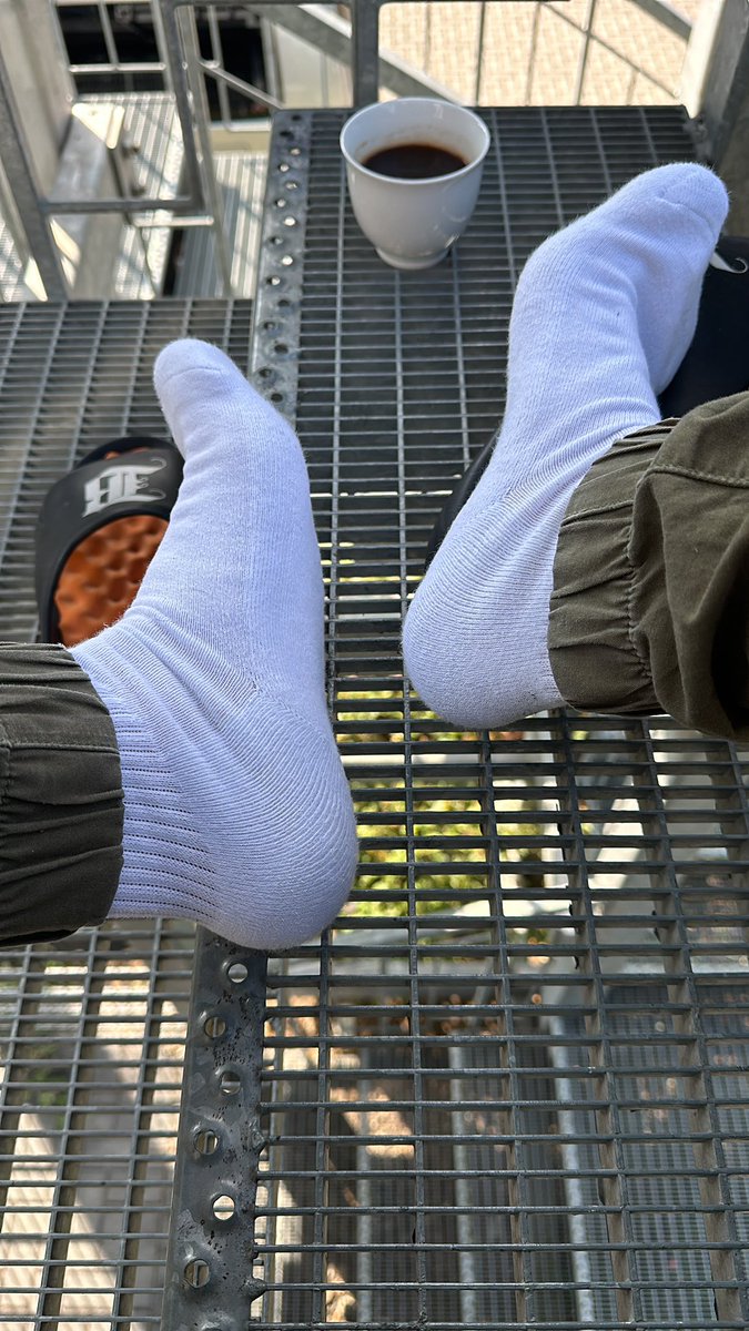 albadwanbasheer's tweet photo. #socks #foot #fifesh #tn #Niketn https://t.co/I8n8AHqDED