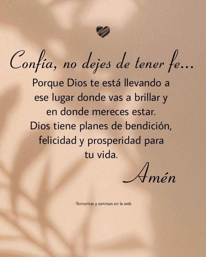 LilianaSnchez9's tweet photo. #15DeSeptiembre https://t.co/qhRGXB5zjP