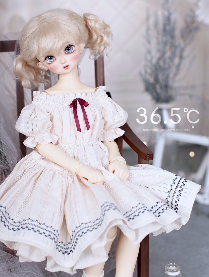bjd_365do's tweet photo. ▪️새 의상 주문 안내▪️
▪️RT추첨 이벤트 - 루시 오프숄더 set 증정 2명 (발표9/30)

▪️루시 오프숄더 set  
▪️사이즈 : USD, MSD, SD9, SD16
▪️ 주문 :  https://t.co/Uttk4c4xFV
▪️ 9월 16일(월) 오후9시 ~
▪️빠른배송이 가능한 물량을 준비 하였습니다. 선착순 / 사이즈별 수량 상이 https://t.co/jd3dafQWvP