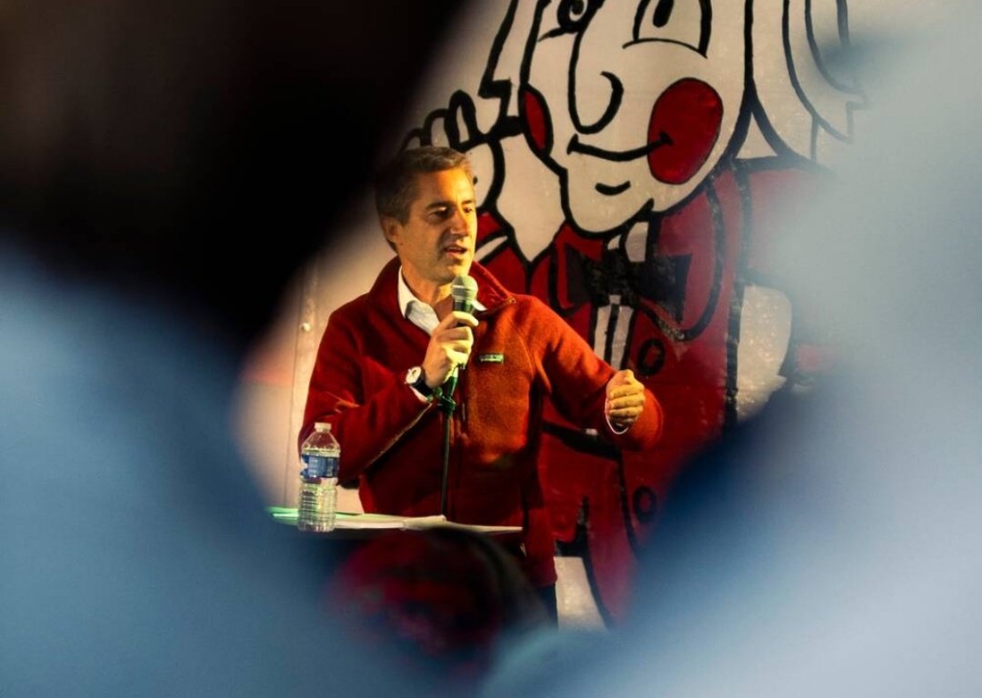 🔴⚡«C'est un peu une fête de famille. On s'engueule, on se secoue, on se chahute» affirme <a href="/Francois_Ruffin/">François Ruffin</a> durant la fête de l'Humanité. Dans ses différences la gauche est parvenue à s'unir et à remporter les élections législatives. Le NFP survivra largement à ces querelles.