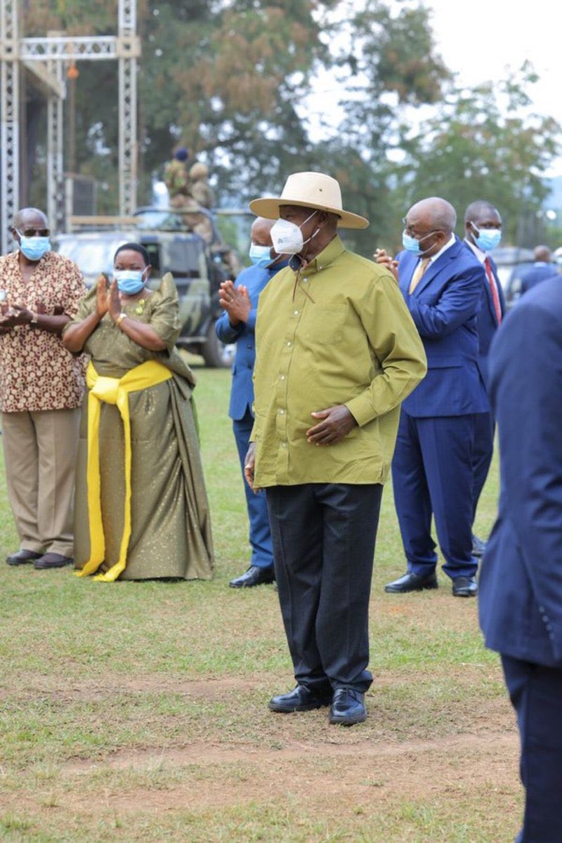 JChameleone's tweet photo. Happy birthday “Baba Wa Taifa letu Uganda @KagutaMuseveni https://t.co/zb8rIH1Ul8